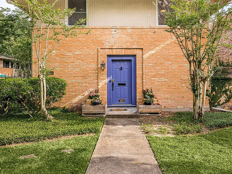 4018 Blue Bonnet Blvd #A — Photo 4