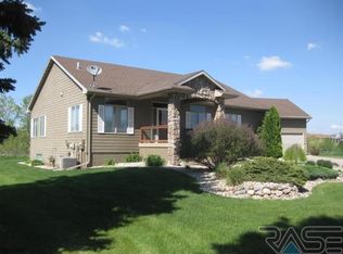 1000 Par Ln, Dell Rapids, SD 57022