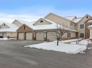 12627 W Beloit Rd #24, New Berlin, WI 53151