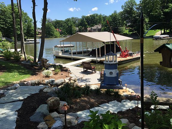 2nd image of 9067 Admirals Bay Dr