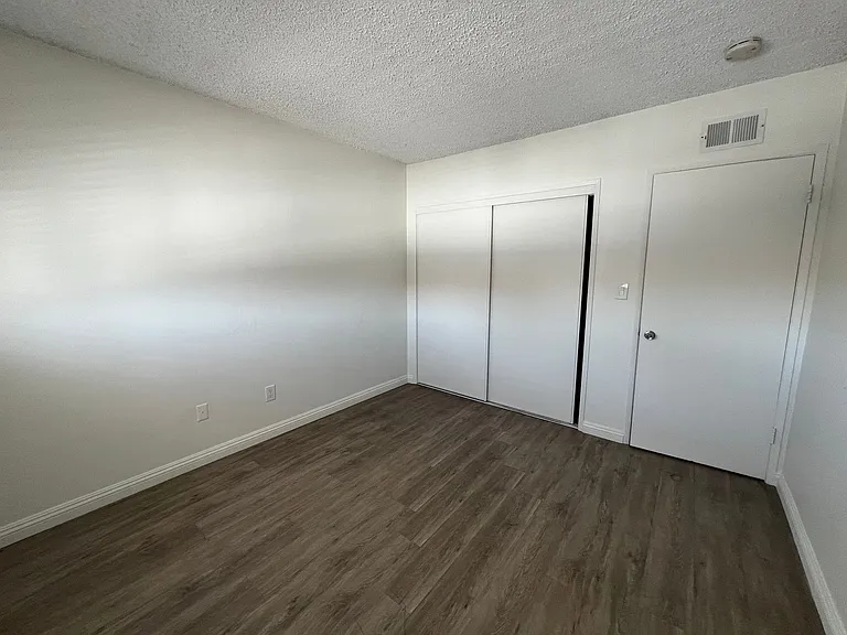 12411 Breezewood Dr — Photo 12