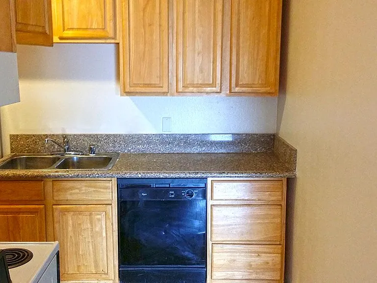 23641 Golden Springs Dr — Photo 6