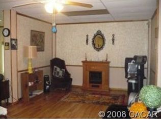 240 NE 260th Ave, Old Town, FL 32680