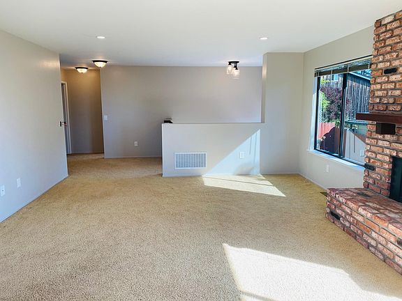 Upstairs living room