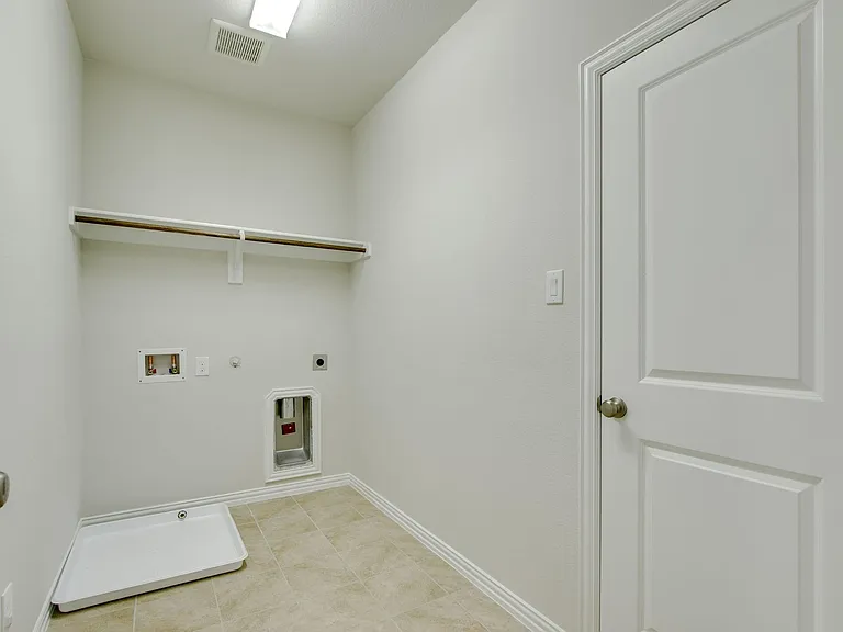 17713 Coralberry Dr — Photo 23