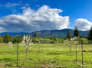 113 Port Crescent Trl, Pt Angeles, WA 98363