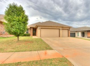 7228 NW 146th St, Oklahoma City, OK 73142