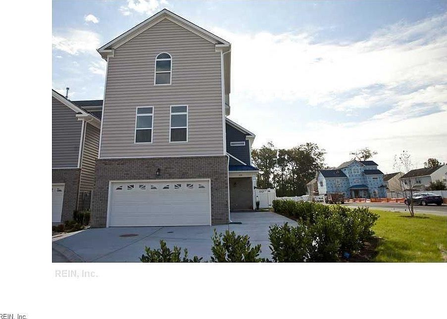 1st image of 2705 Eleanor Ln