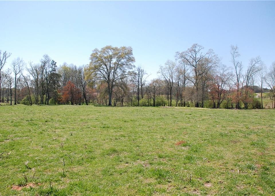2nd image of 2660 Avery Rd Lot 1295