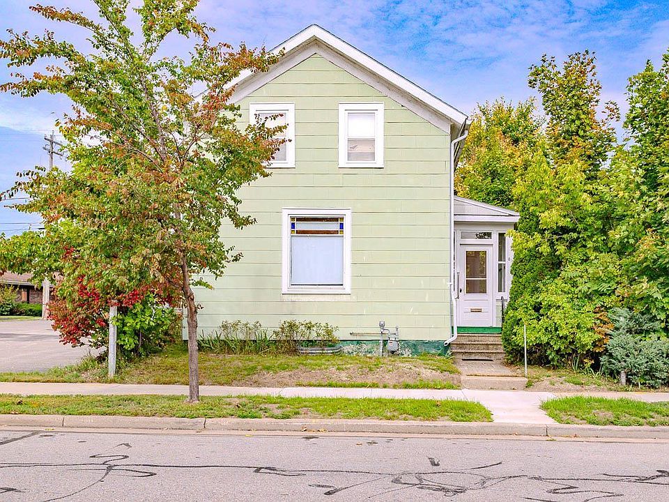 1st image of 618 FOREST STREET