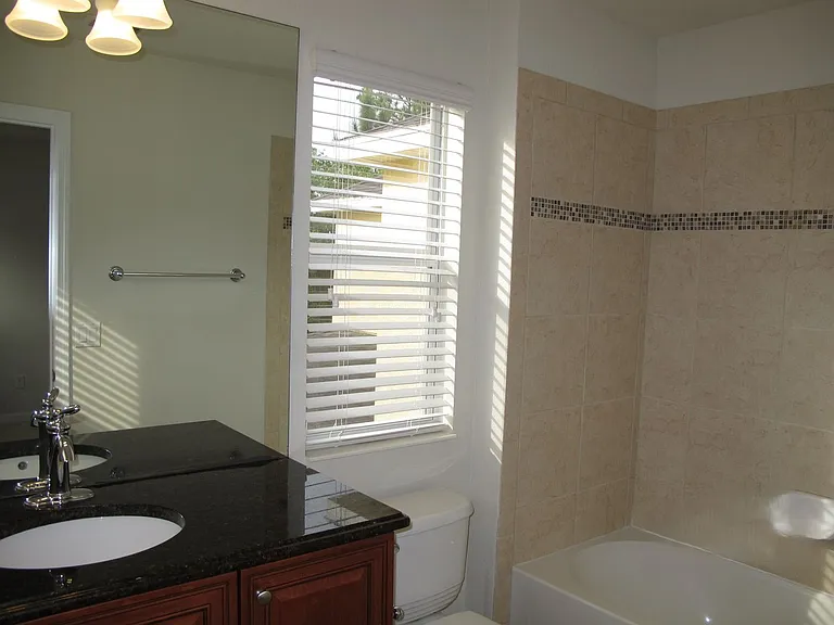 7844 Brofield Ave — Photo 12
