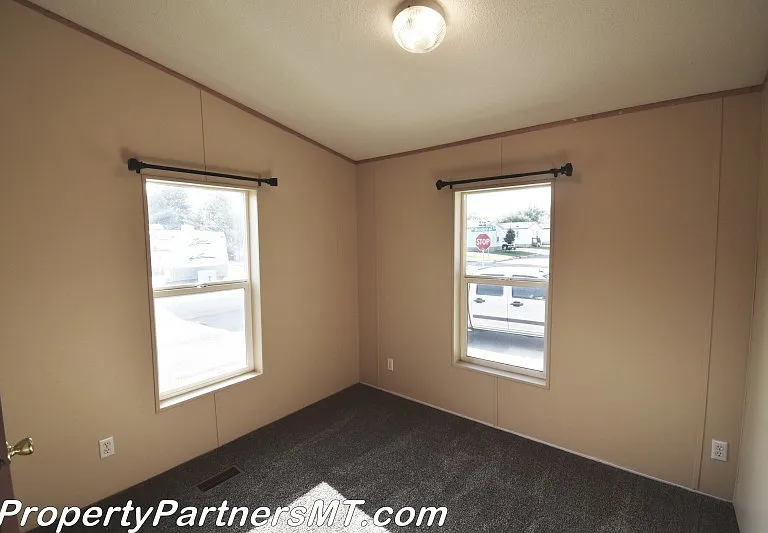 103 Sunlight Ave — Photo 9