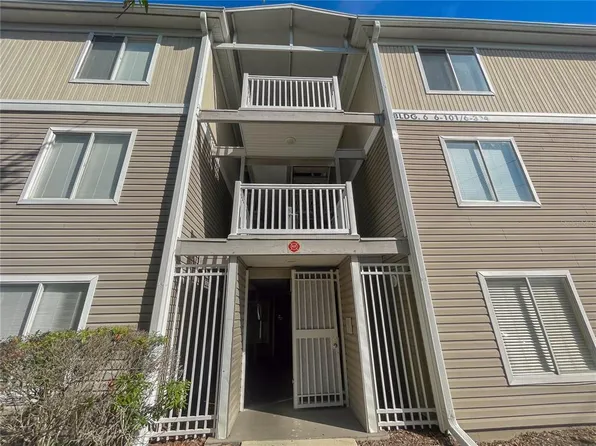 4000 SW 23rd St APT 6-203, Gainesville, FL 32608