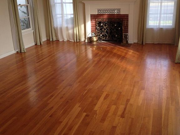 2nd image of 379 Dalton St