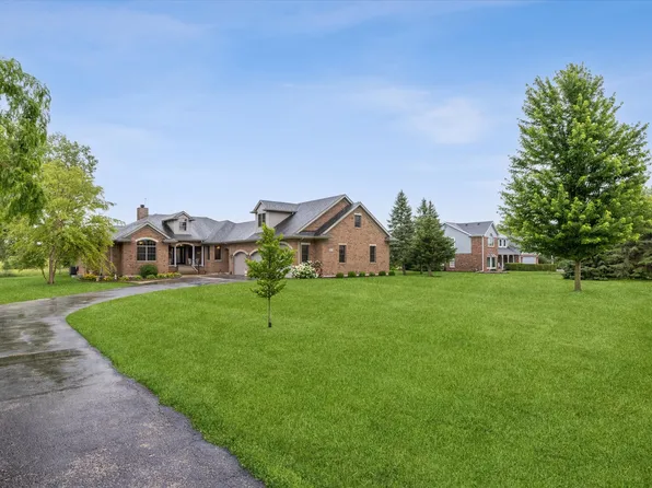 26743 S Greenbriar Dr, Monee, IL 60449