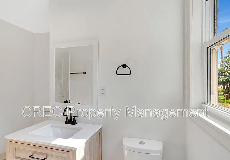 2642 Ferrara Dr — Photo 19