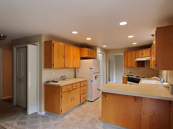 5th image of 9509 NE 131st Ave