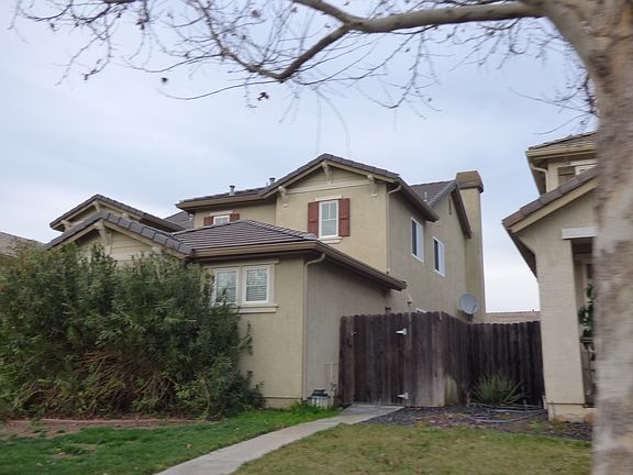 3rd image of 1419 Hunter Creek Dr