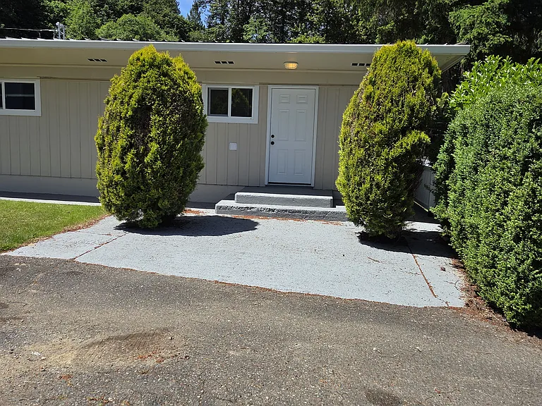 16405 Maple Valley Hwy #A1 — Photo 1