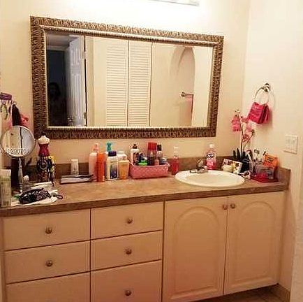 3rd image of 434 Lakeview Dr APT 103