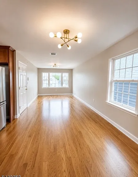 426 Marshall St — Photo 1