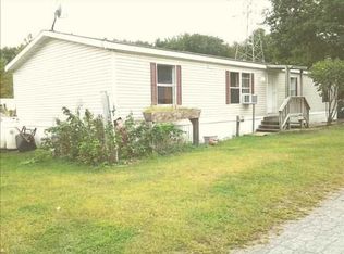 34 Shagbark Ave, Pleasant Valley, NY 12569