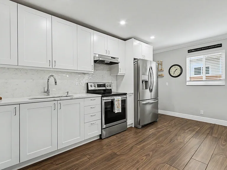 950 Johnson St — Photo 23