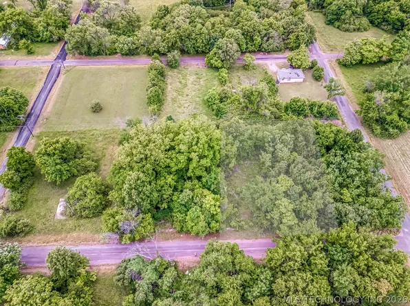 1719 E Spruce St, Muskogee, OK 74401