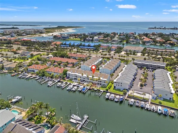 751 Pinellas Bayway S APT 104, Tierra Verde, FL 33715