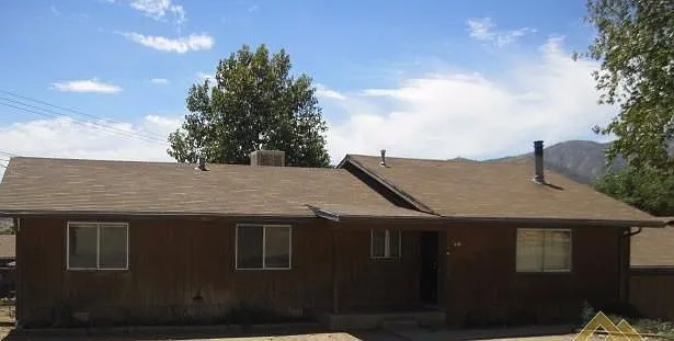 418 Panorama Dr photo 1