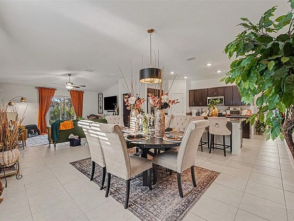 2nd image of 1808 Red Loop