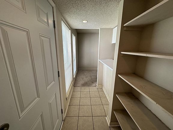 3rd image of 6724 Majestic Oak Pl #6724