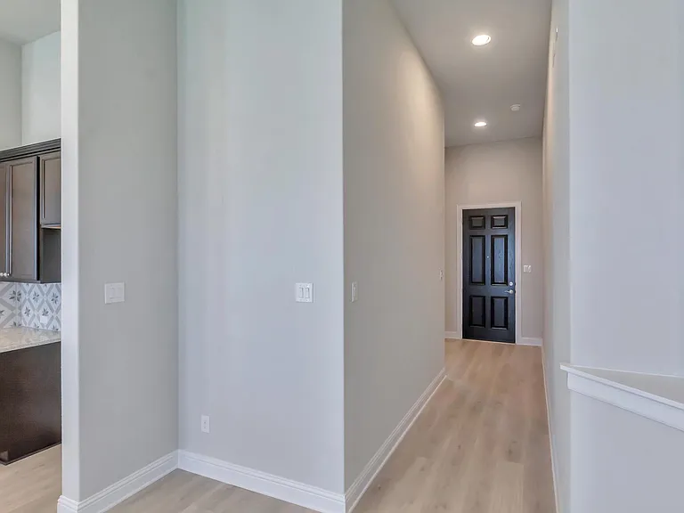 2140 Base Burner Path — Photo 24