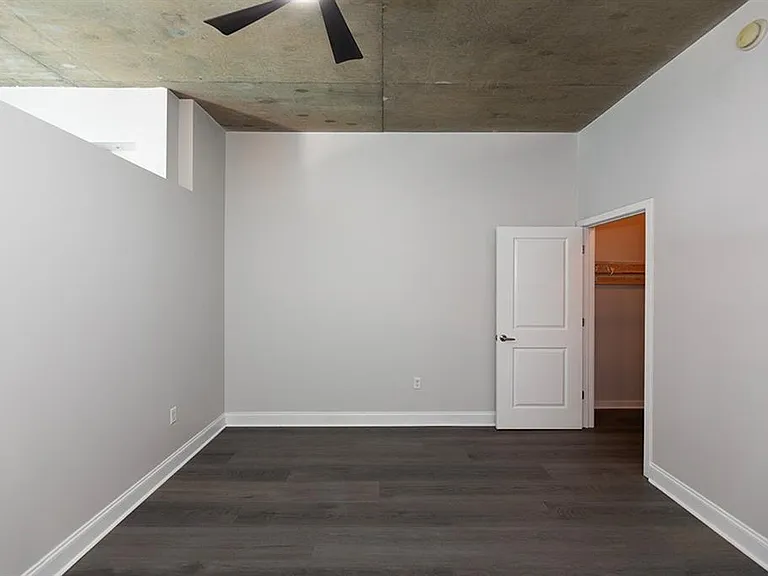 400 W Peachtree St NW #2310 — Photo 9