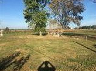 911 Bay St, Bronson, KS 66716