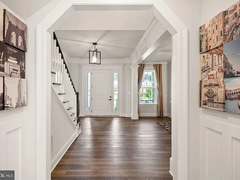 23297 Hastings Ridge Ct — Photo 30