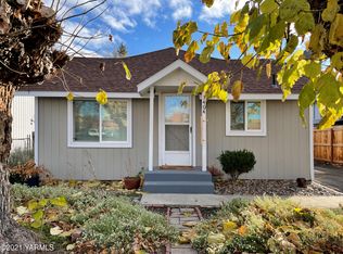 1404 W Prasch Ave, Yakima, WA 98902