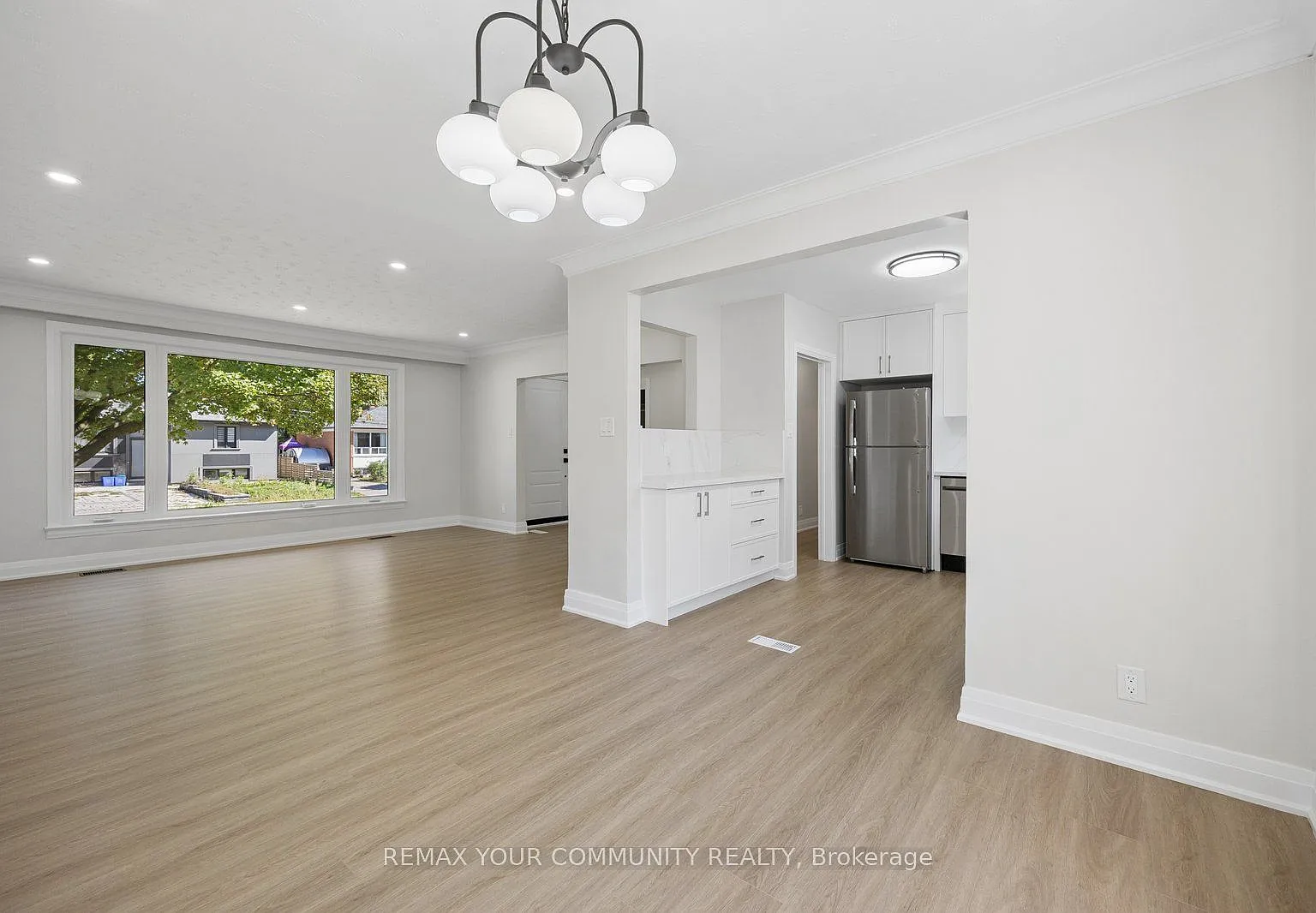 3 bed, $4,100 — Photo 3