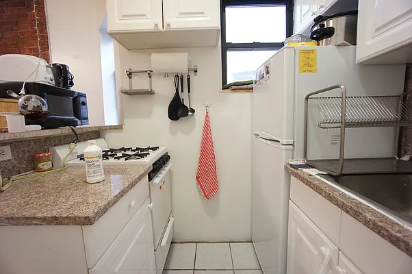 Rented by Compass | media 11