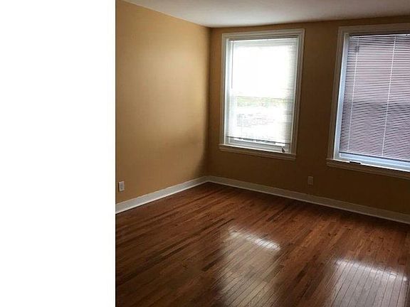 2nd image of 1700 W Girard Ave