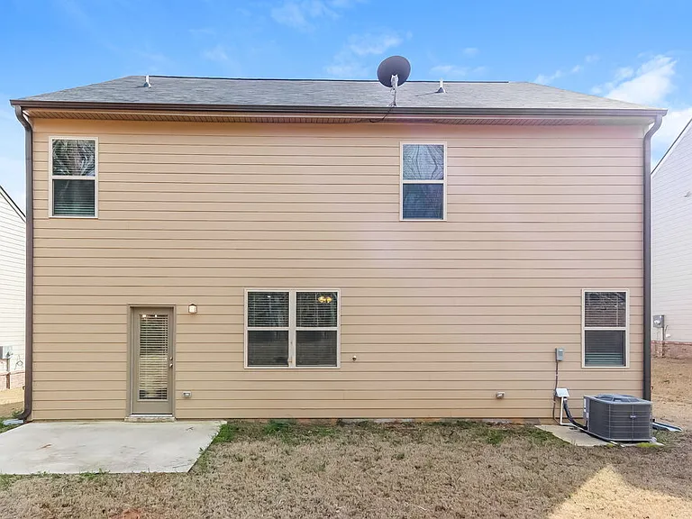 1544 Denver Way — Photo 17