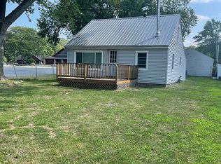 1500 2nd Ave, Rapids City, IL 61278