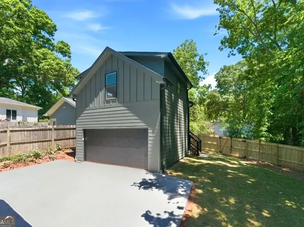17 Lakeview Dr, Atlanta, GA 30317