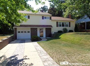 207 Baylor Rd, Glen Burnie, MD 21061