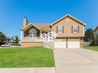 814 Derby St, Raymore, MO 64083