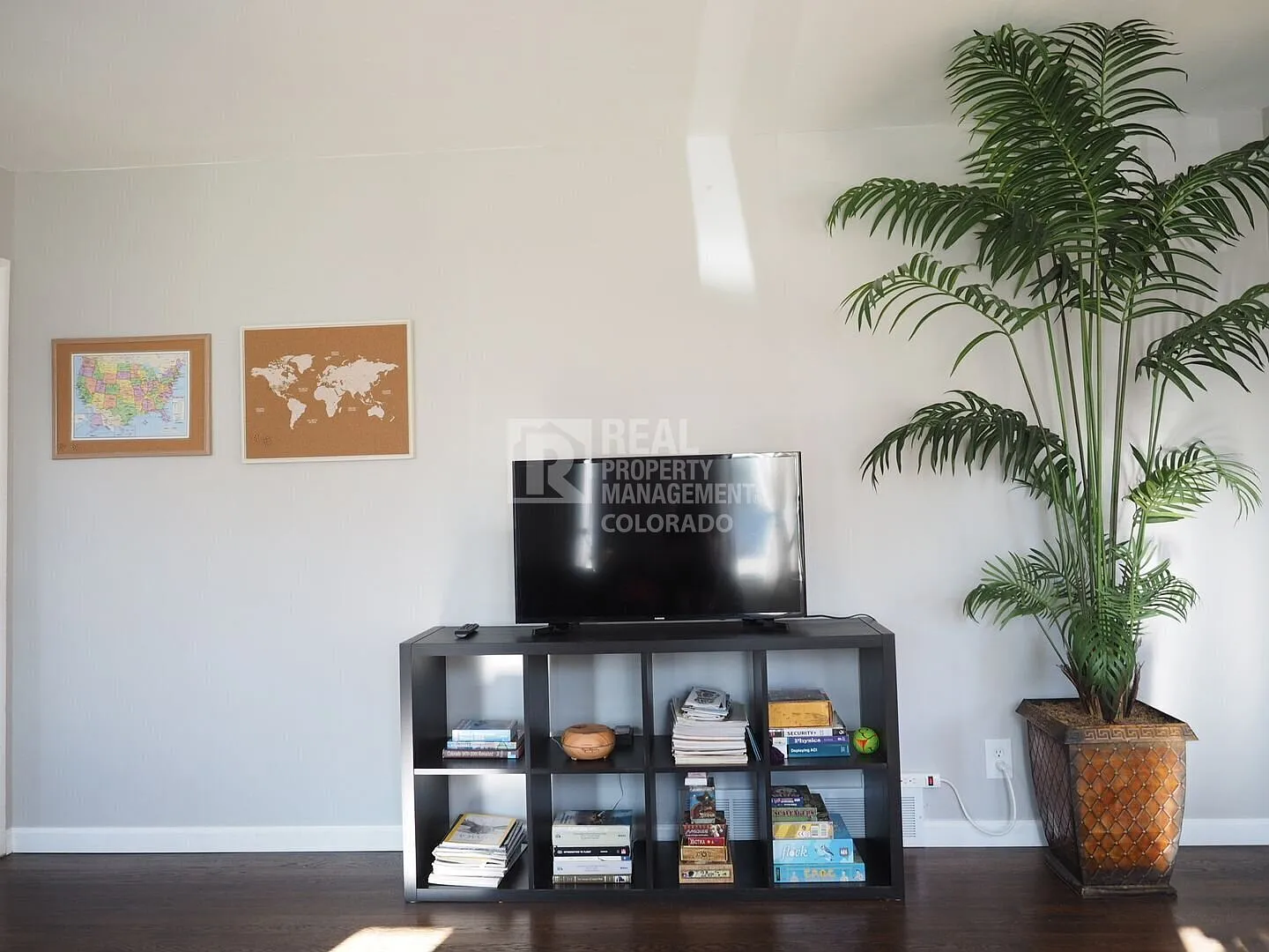 Updated 4-Bedroom Home with Flexible Living Spaces in South Denver — Photo 4