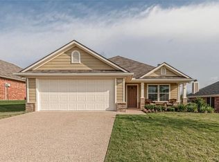 2516 Paddock Ln, Robinson, TX 76706