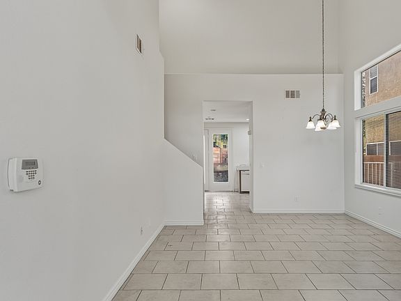 #GuardianRealty 3616 Tuscany Ridge 4 bedroom NLV Rental Home Living Room_12032025