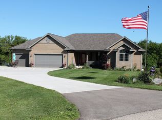 8020 407th Ave, Genoa City, WI 53128