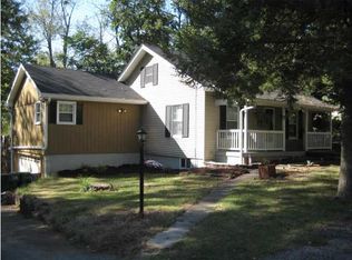 6212 S Watterson Trl, Louisville, KY 40291